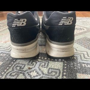 Men’s  black New Balance 997